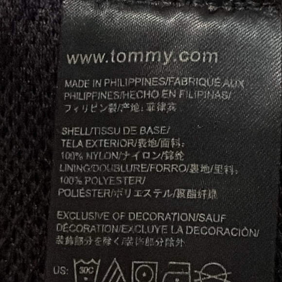 Men’s Tommy Hilfiger swim trunks men’s sz XL Navy blue 3 pockets, 1‎ pocket tear - Picture 8 of 12